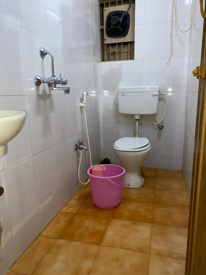 Lake Land Guest House Колката Екстериор снимка